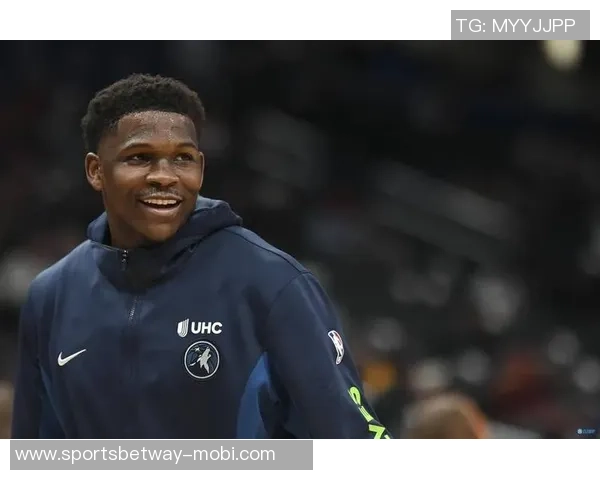 爱德华兹单季场均294分创队史新高前两名均为华子传奇球员